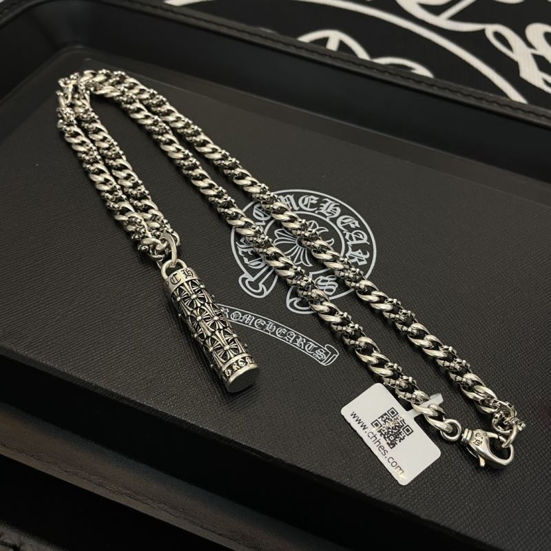 Ch*0me He**ts necklaces